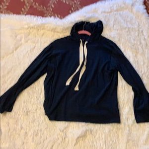 Adorable thin hoodie